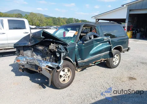 1992 Chevrolet Blazer S10 из США, поврежденный, VIN 1GNCT18Z1N0142627
